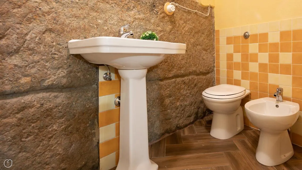 Welcomely- La Fonte Bosa Appartement
